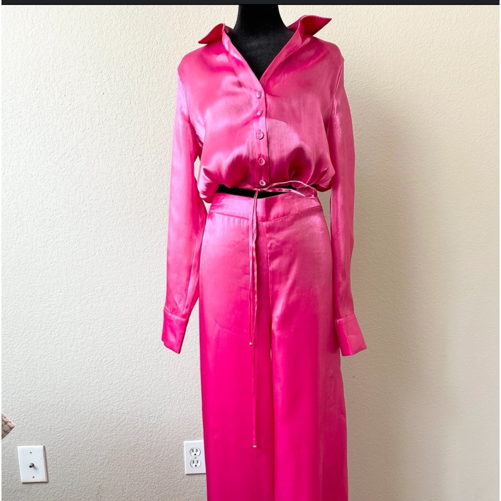 House of Hawlow 1960 Super cute hot pink set! Pretty for a party